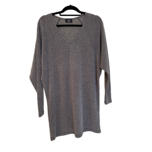 VICI Gray Long Sleeve Sweater Tunic size Small